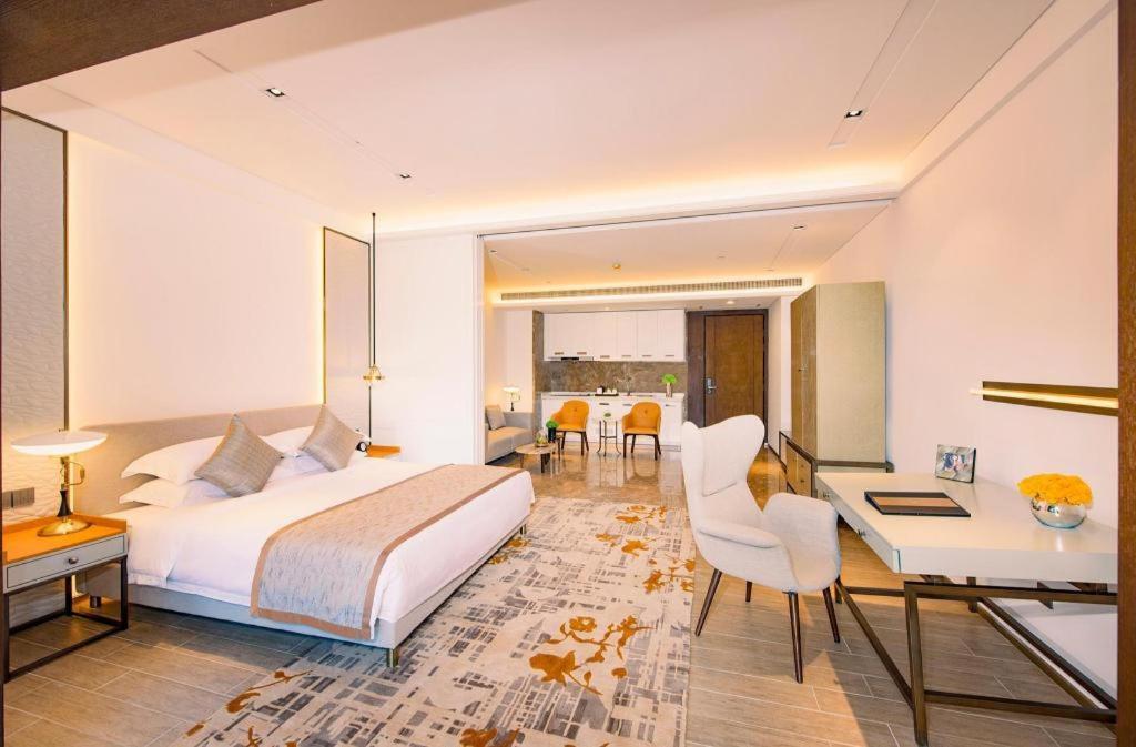 Sanya Rock Platinum Sea View Hotel Bagian luar foto