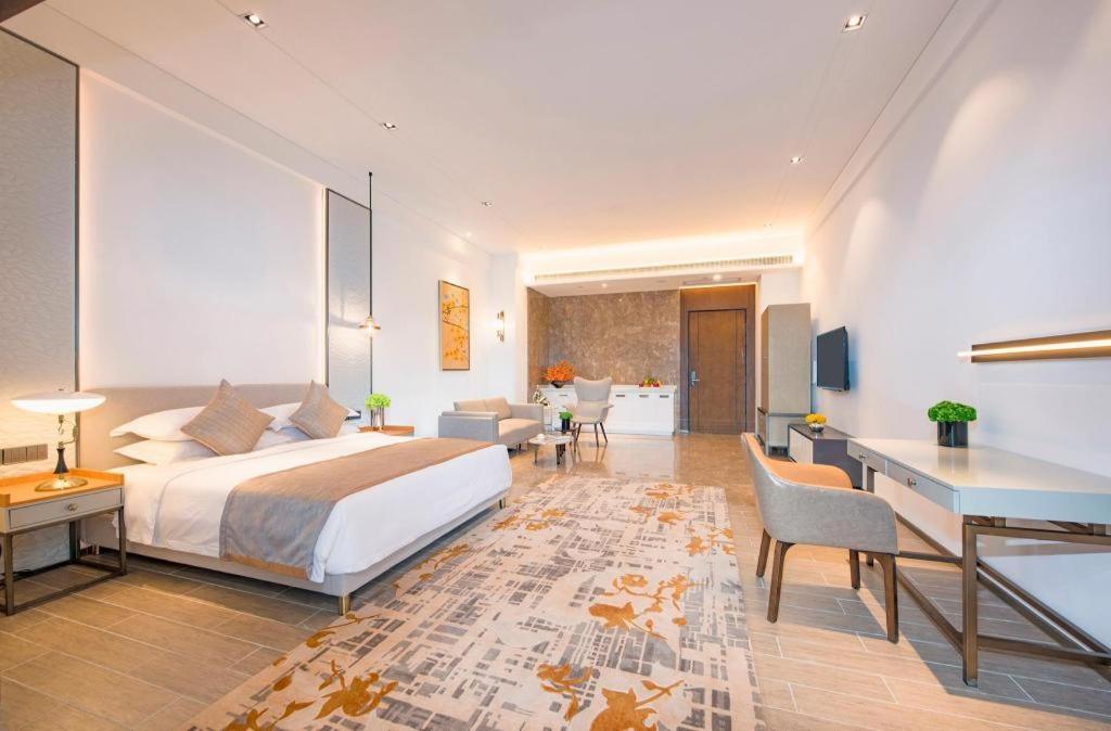 Sanya Rock Platinum Sea View Hotel Bagian luar foto